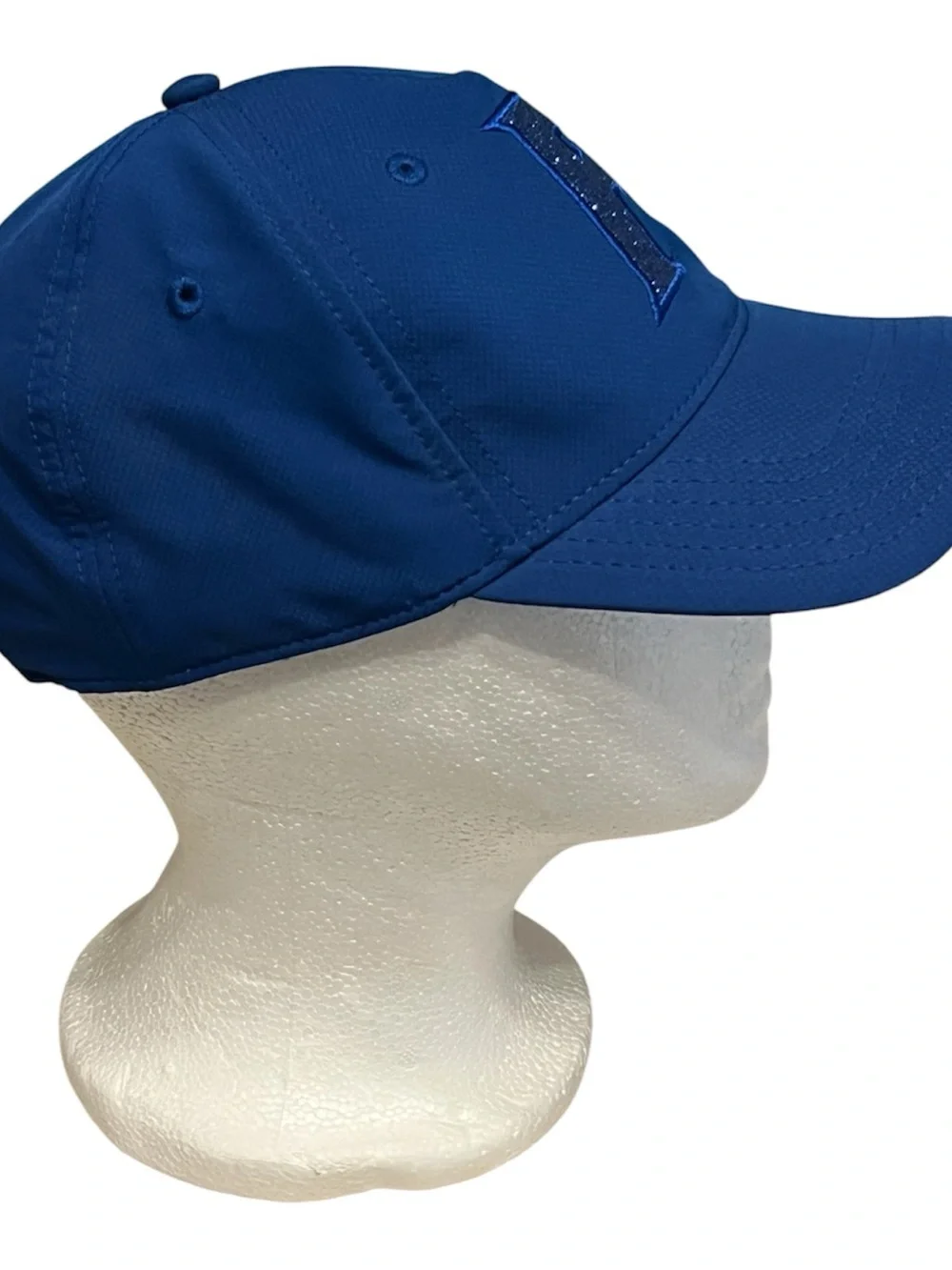 Florida Gators Women's Blue Glitter 'F' Baseball Cap - Top of the World Brand